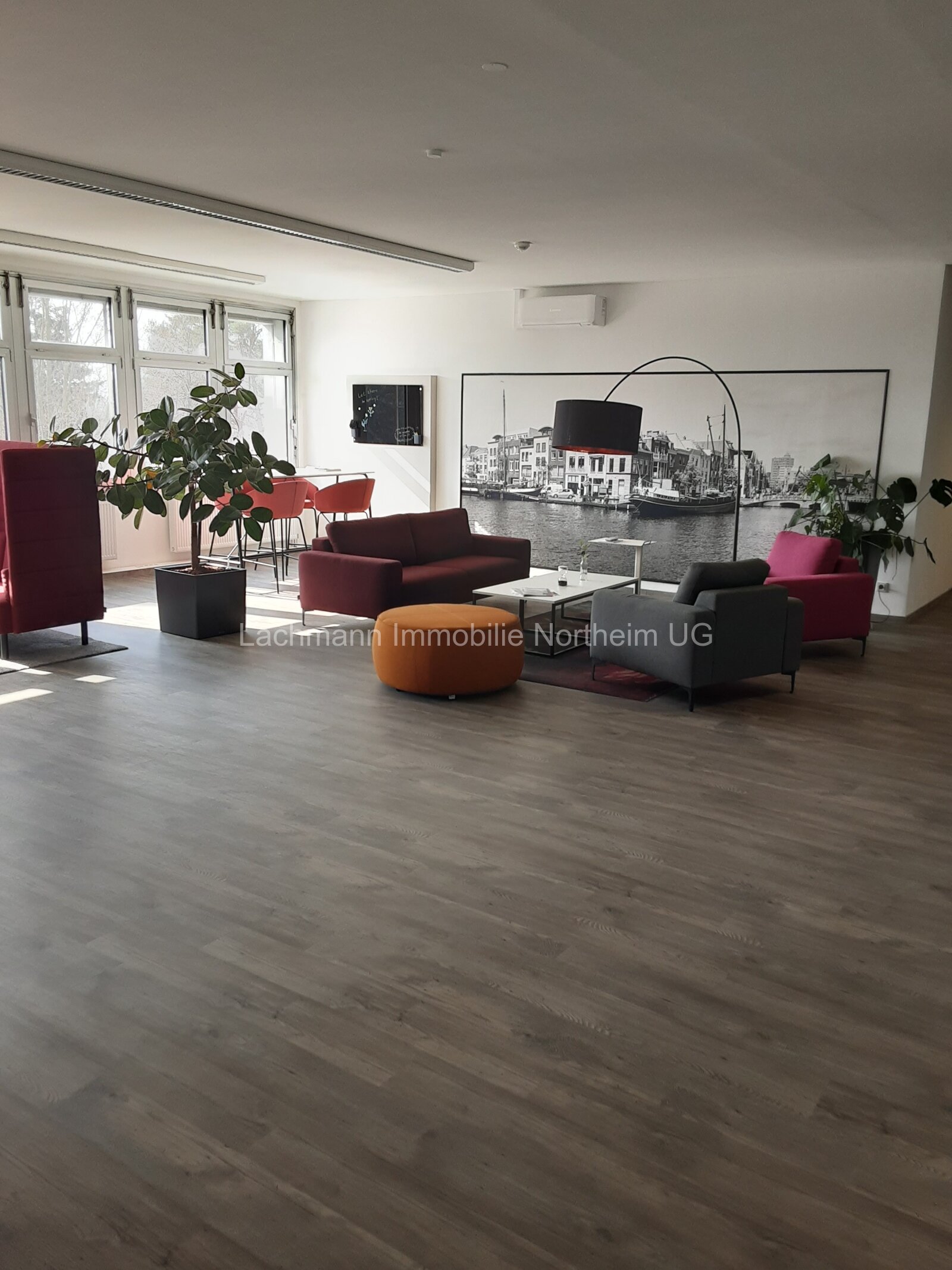 Repräsentative Büroetage - voll klimatisiert