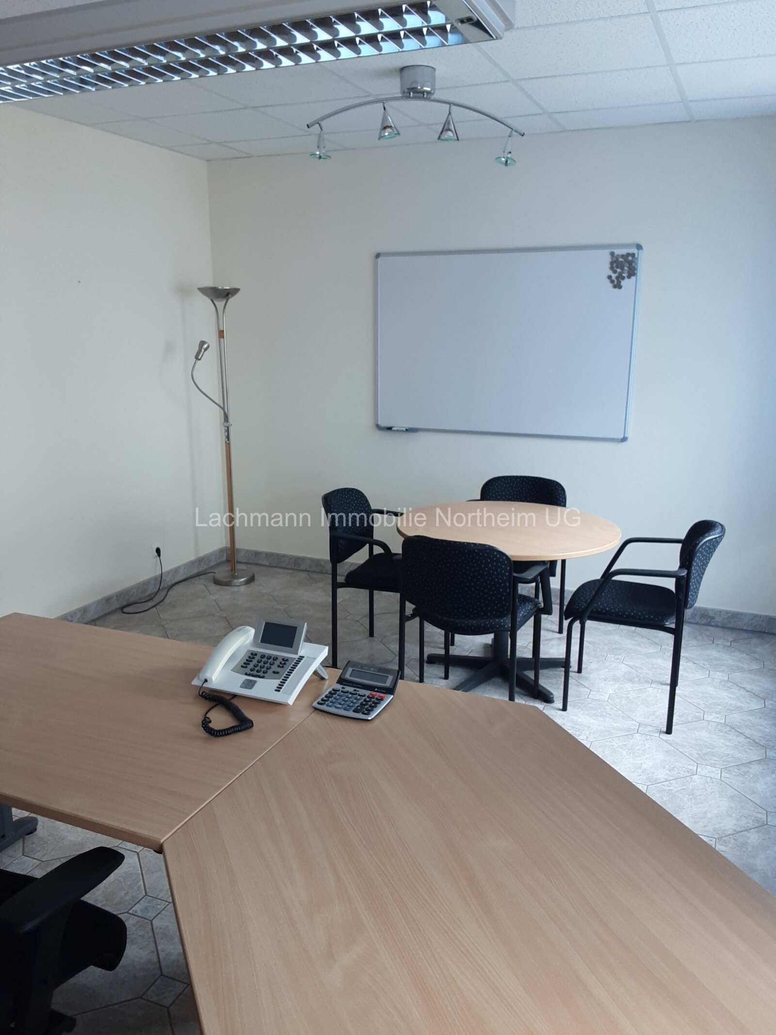 Attraktive Büro,-, Praxisfläche in Einbeck