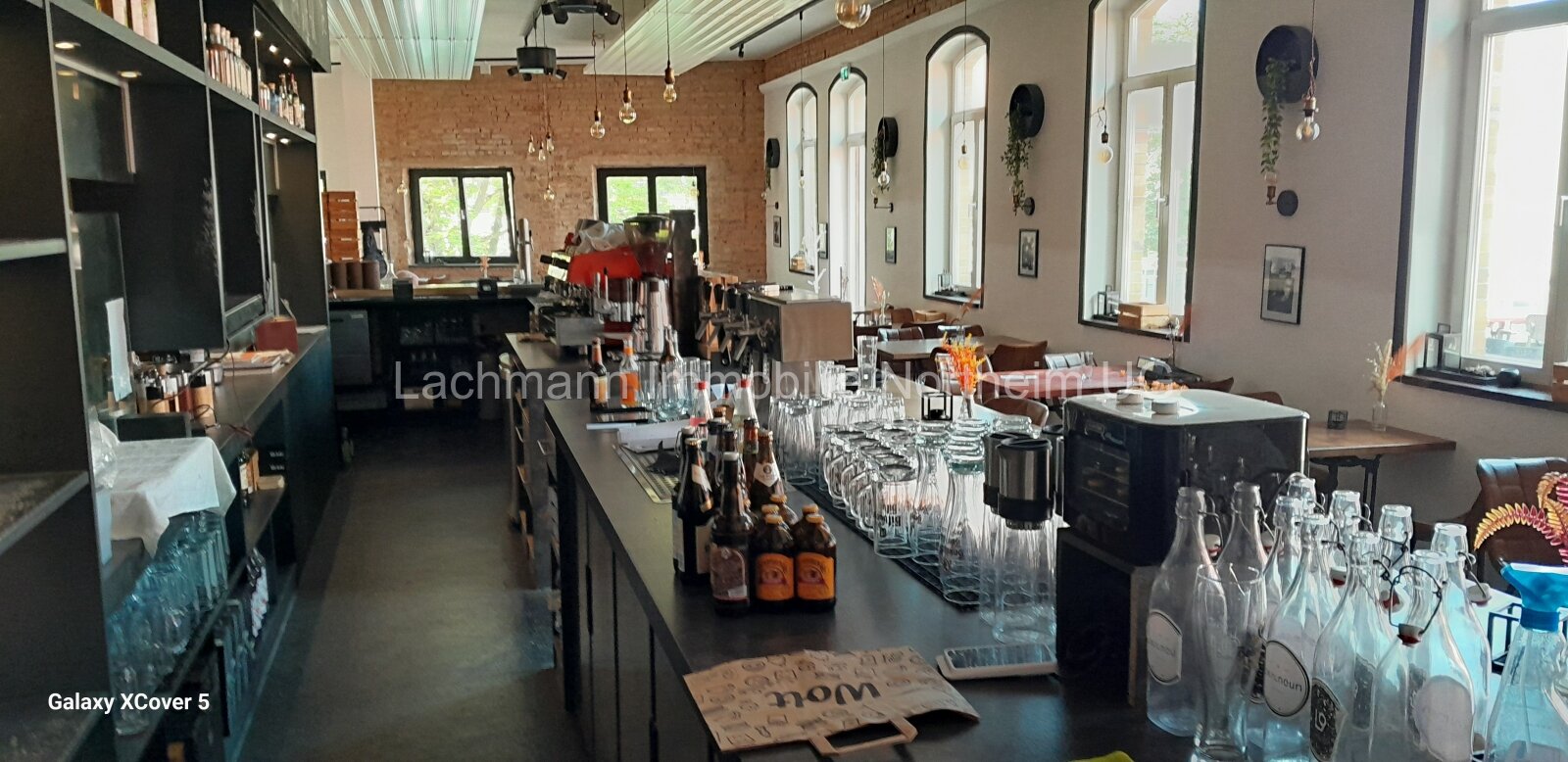 Blick in den Gastraum 2 Blick in den Gastraum 2