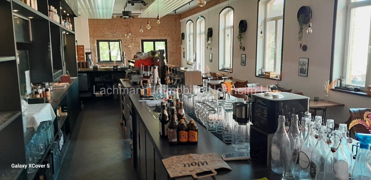 Blick in den Gastraum 2 Blick in den Gastraum 2